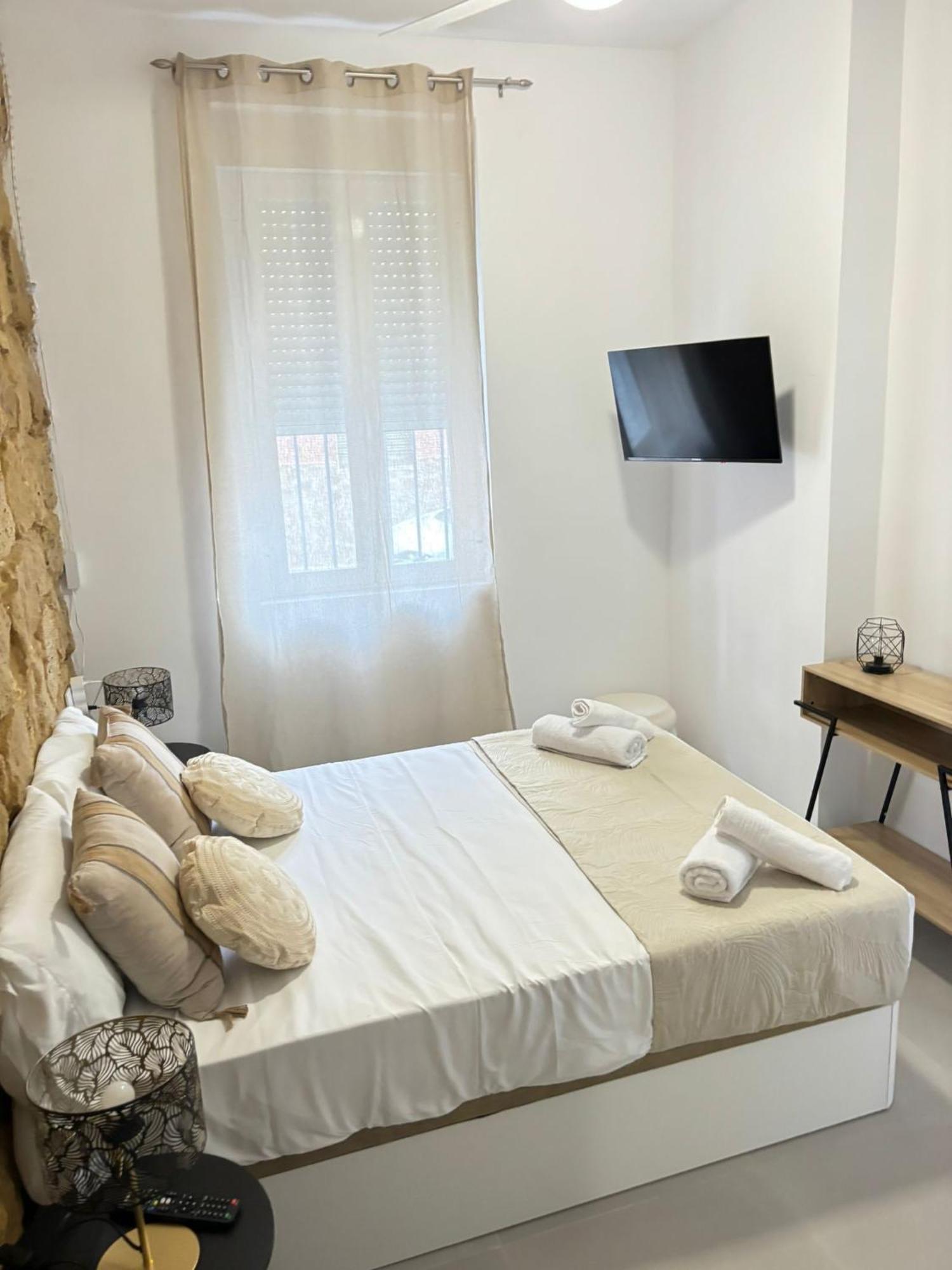 Carolinas Suites By Coqueto Alicante Exterior foto